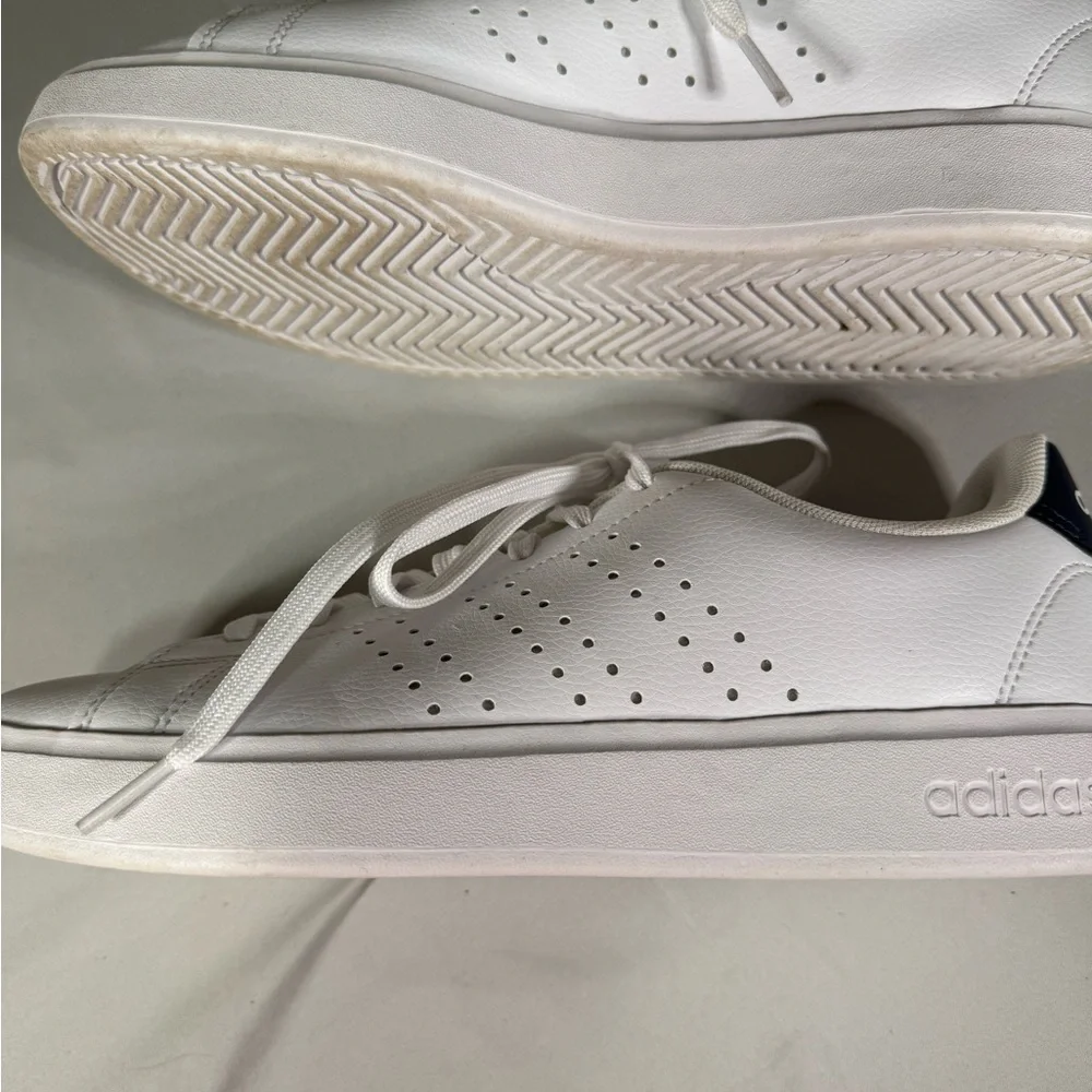 Adidas Advantage White Navy Womens 9 Cloudfoam Sneaker‎